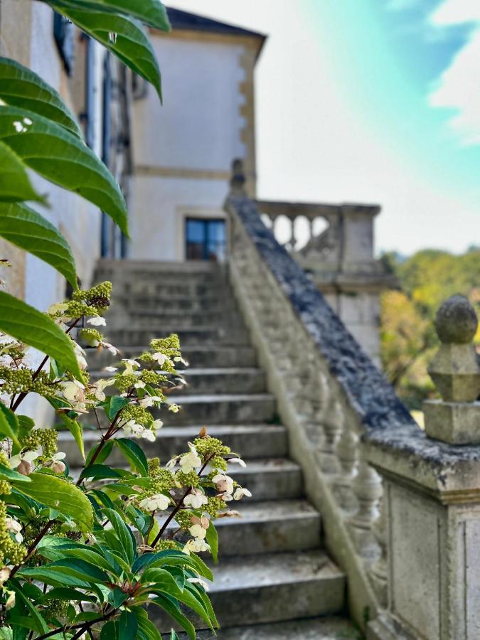 Hôtel Richard Lequet Domaine Gastronomique Du Val D Atur à Boulazac Isle Manoire Extérieur photo