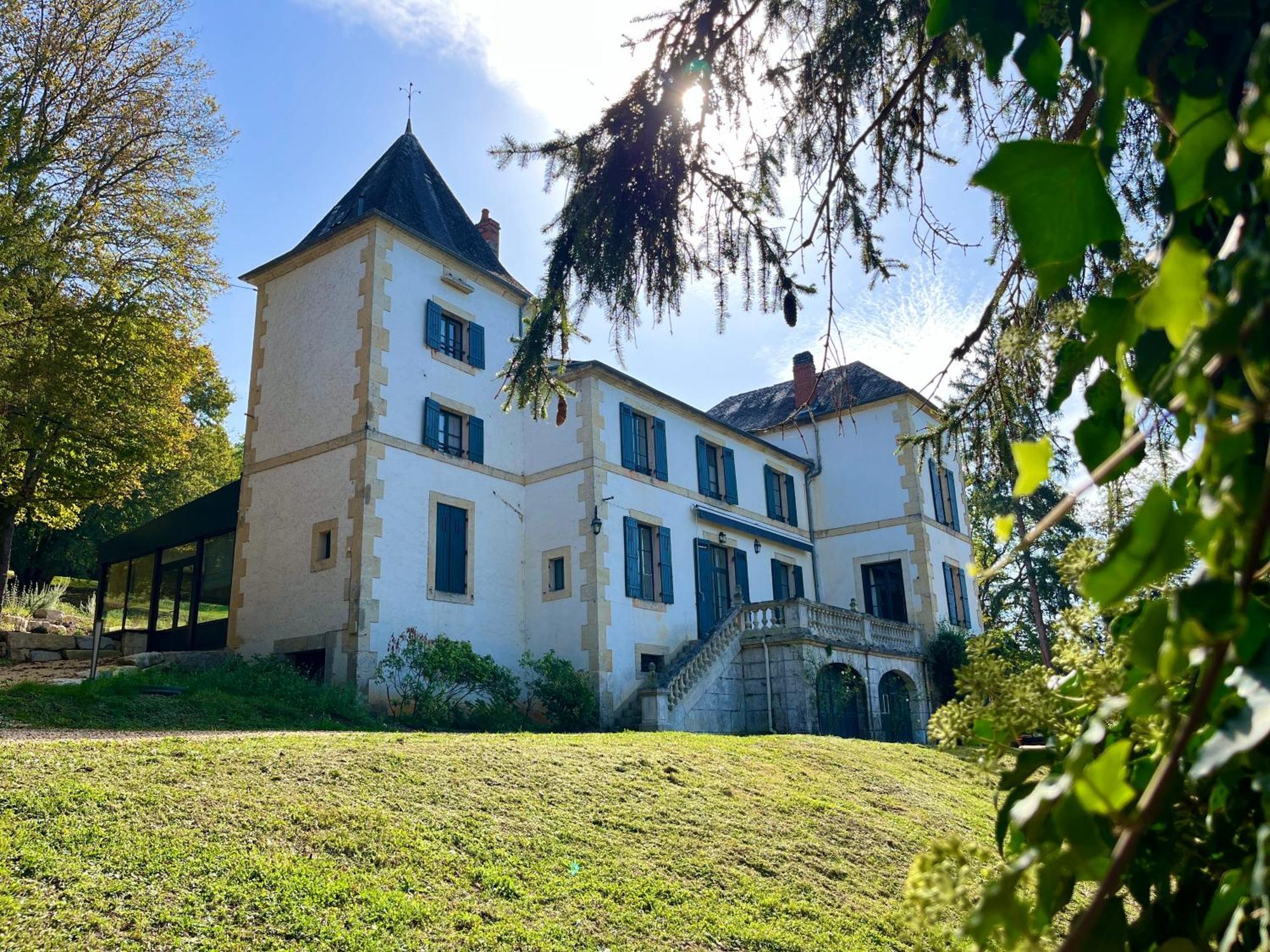 Hôtel Richard Lequet Domaine Gastronomique Du Val D Atur à Boulazac Isle Manoire Extérieur photo